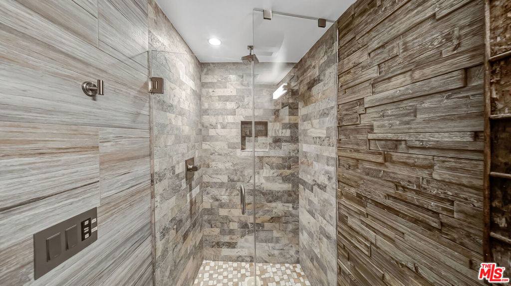 1664 Mountcrest Avenue - Photo 37