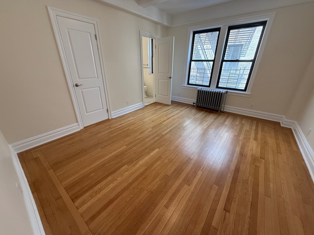 111 East 80th Street - Photo 11