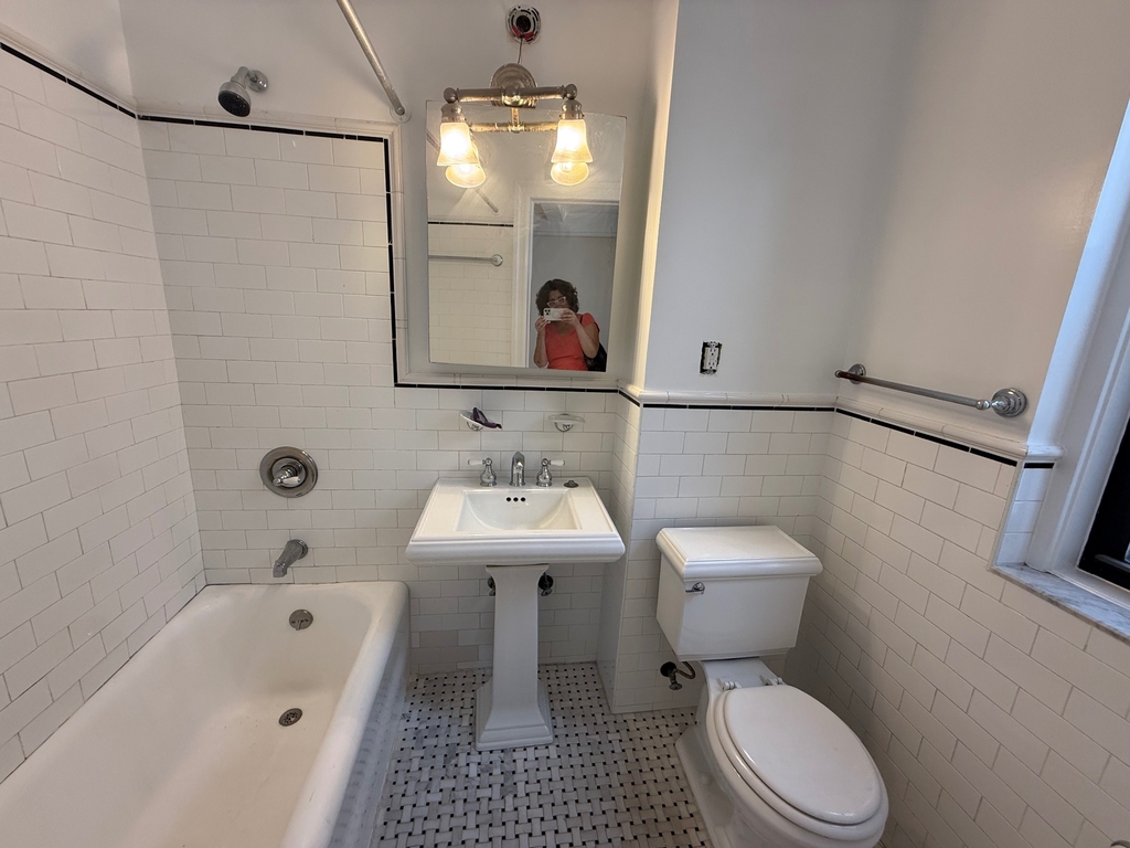 111 East 80th Street - Photo 12