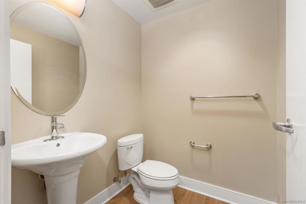 645 Front St - Photo 22