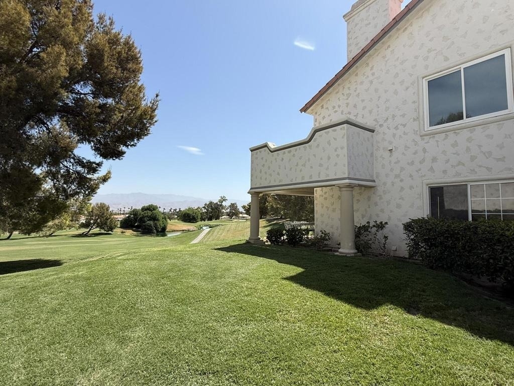 326 Vista Royale Drive - Photo 9