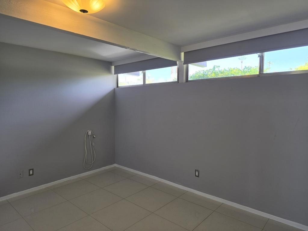723 E Louise Drive - Photo 26