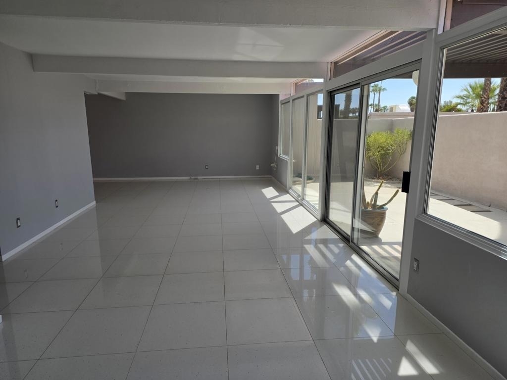 723 E Louise Drive - Photo 6