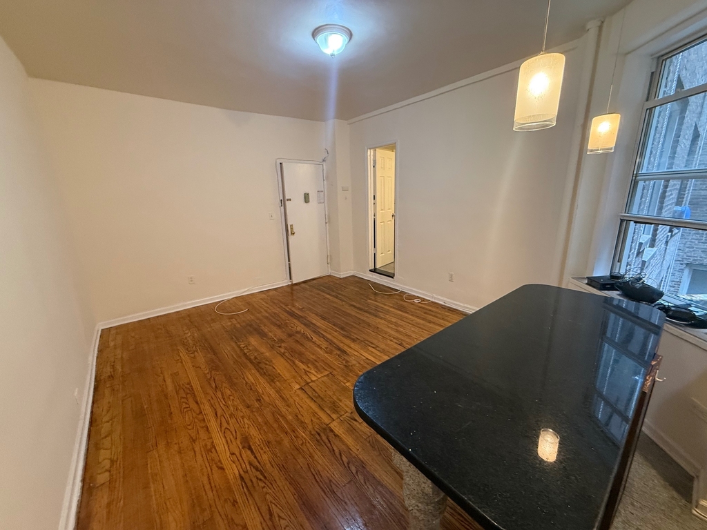 140 West 71st Street - Photo 2