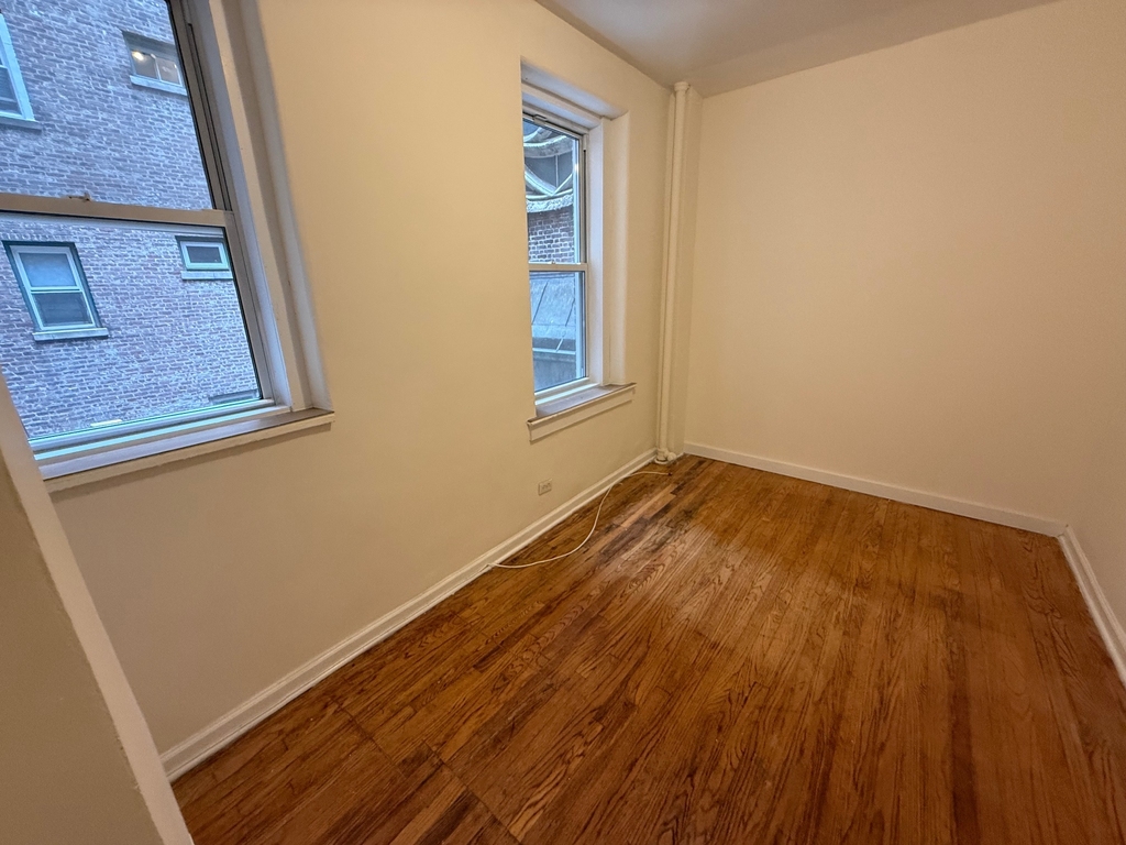 140 West 71st Street - Photo 3