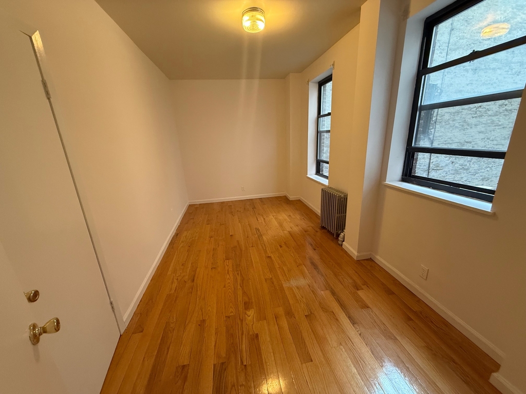 140 West 71st Street - Photo 0