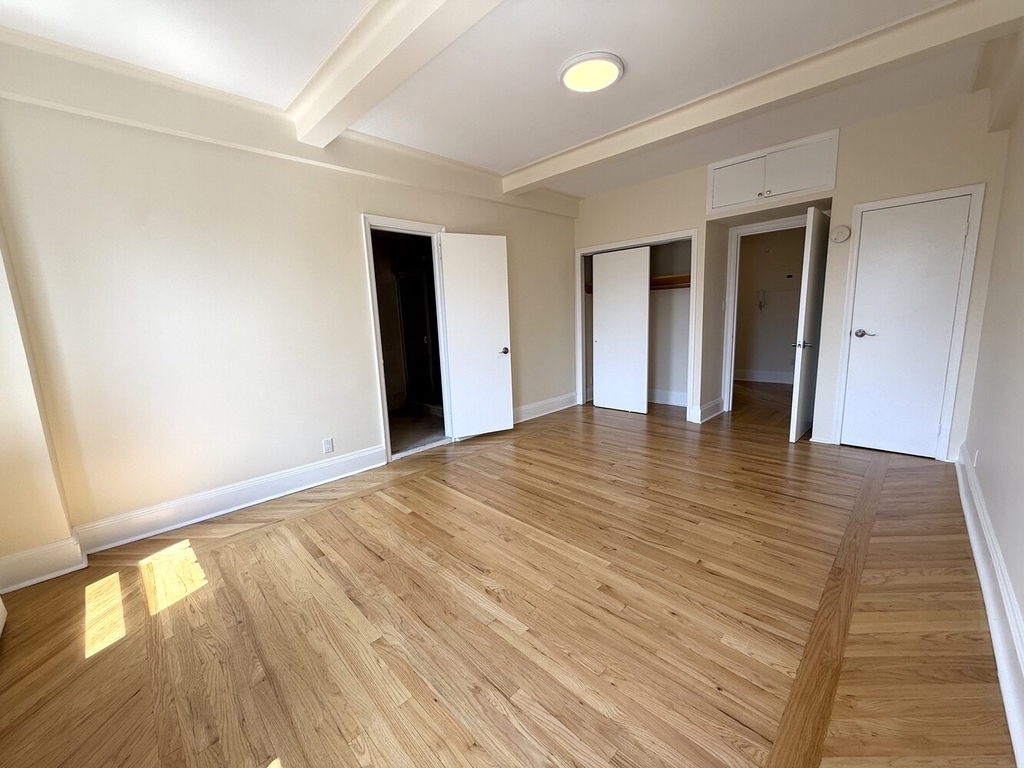 West 79th Street - Photo 3