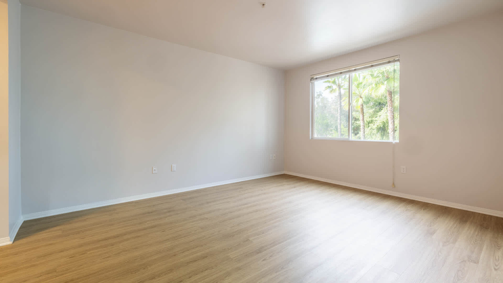6150 De Soto Avenue - Photo 21