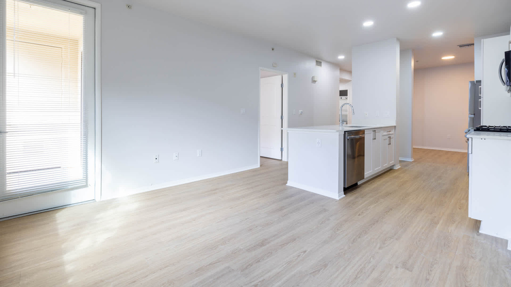 6150 De Soto Avenue - Photo 48