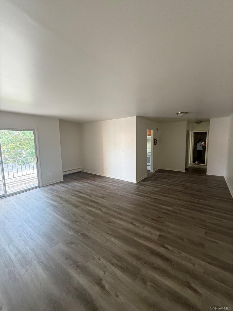 81 Shaker Heights Road - Photo 2