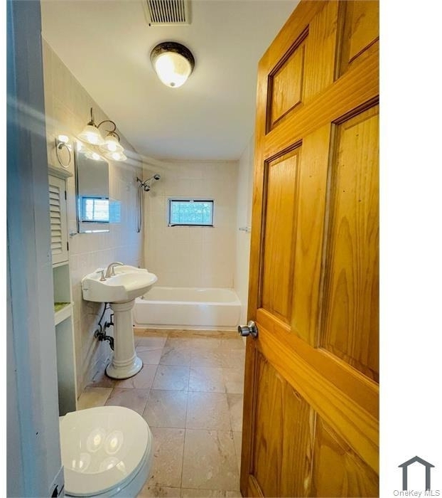 91-15 82nd Street - Photo 8