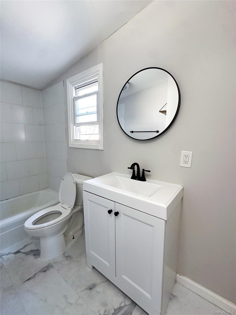 1850 Lakes Rd - Photo 3