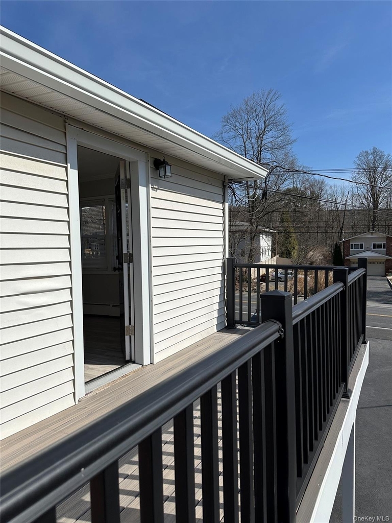 1850 Lakes Rd - Photo 5