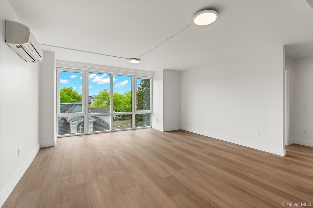 1 Lyon Place - Photo 1