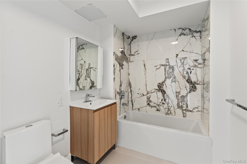 1 Lyon Place - Photo 11