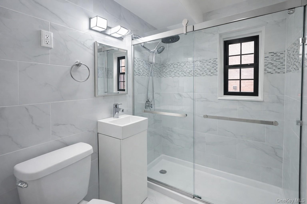141-20 77 Road - Photo 1