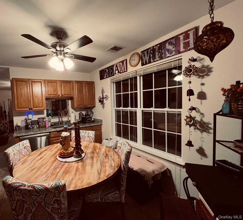 13 Garden Way - Photo 11