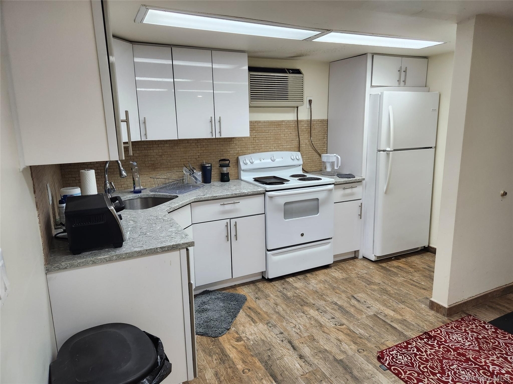73-04 173 Street - Photo 5