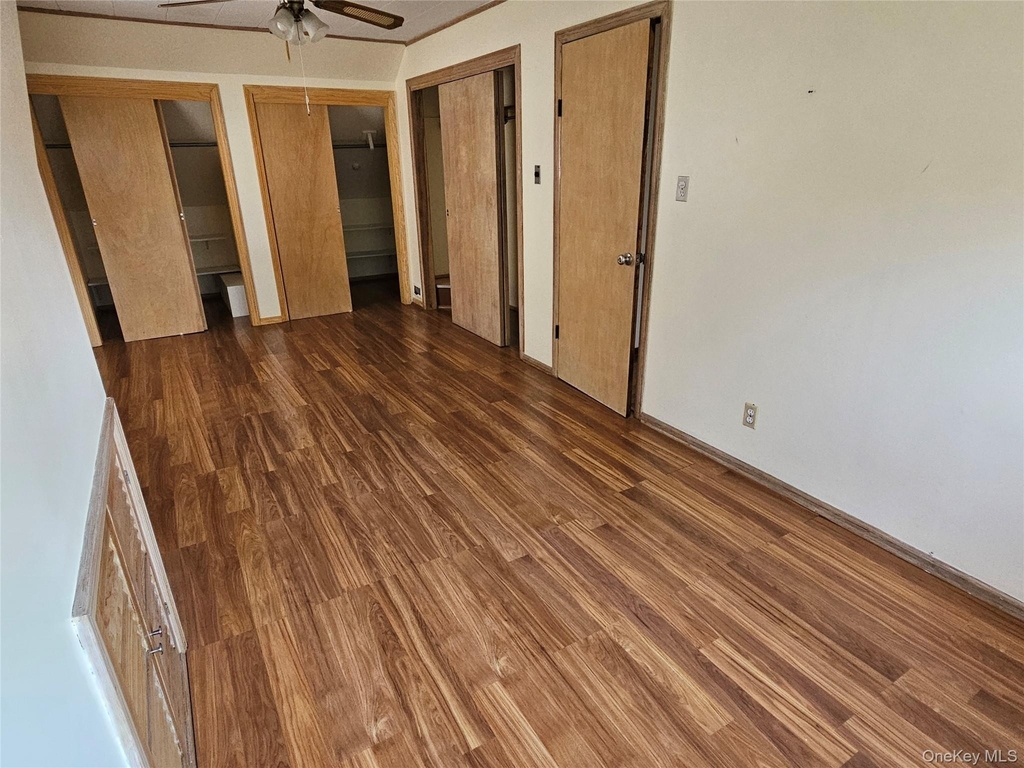 248-41 Thebes Avenue - Photo 12