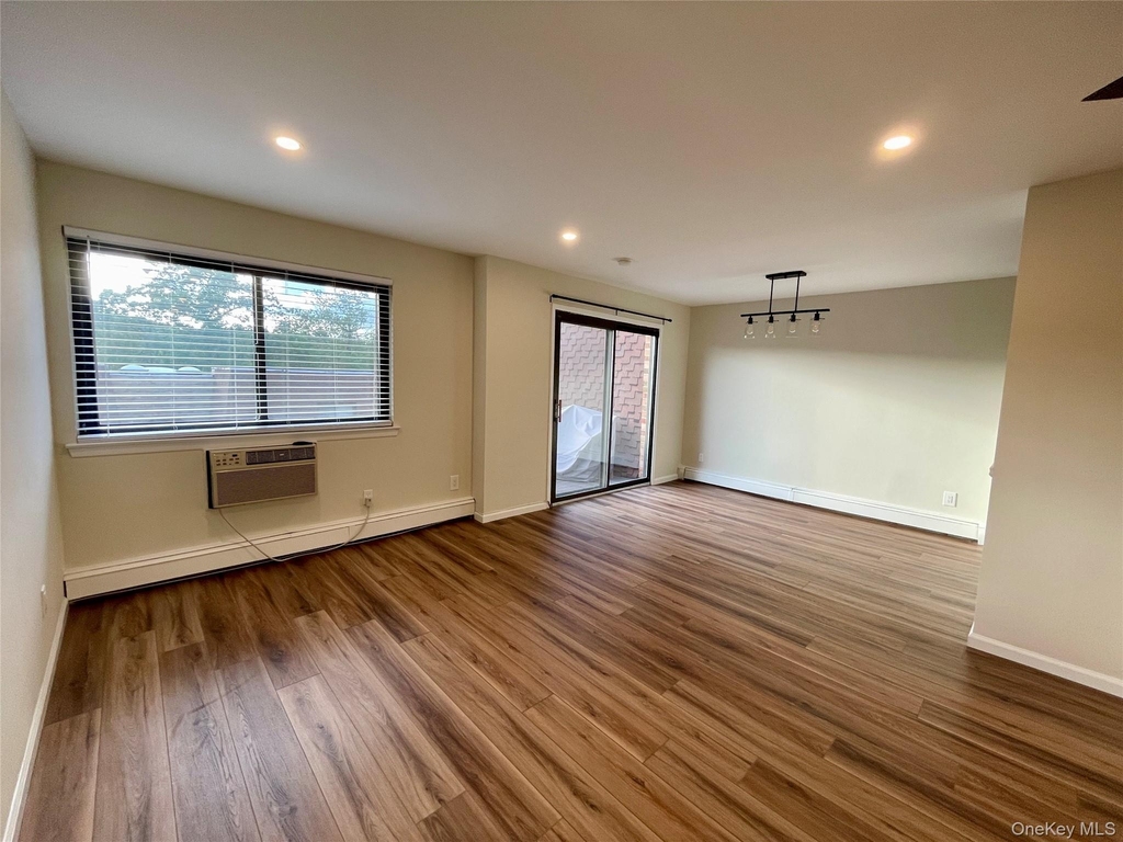 348 Central Park Avenue - Photo 5