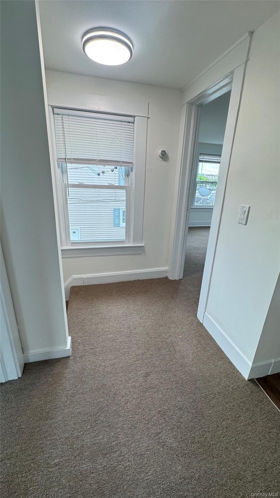 8 Colt Avenue - Photo 4