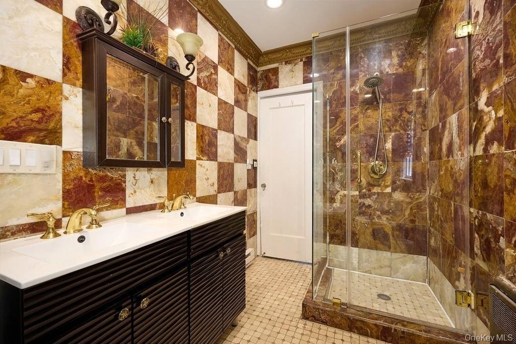 70 Frederick Place - Photo 28
