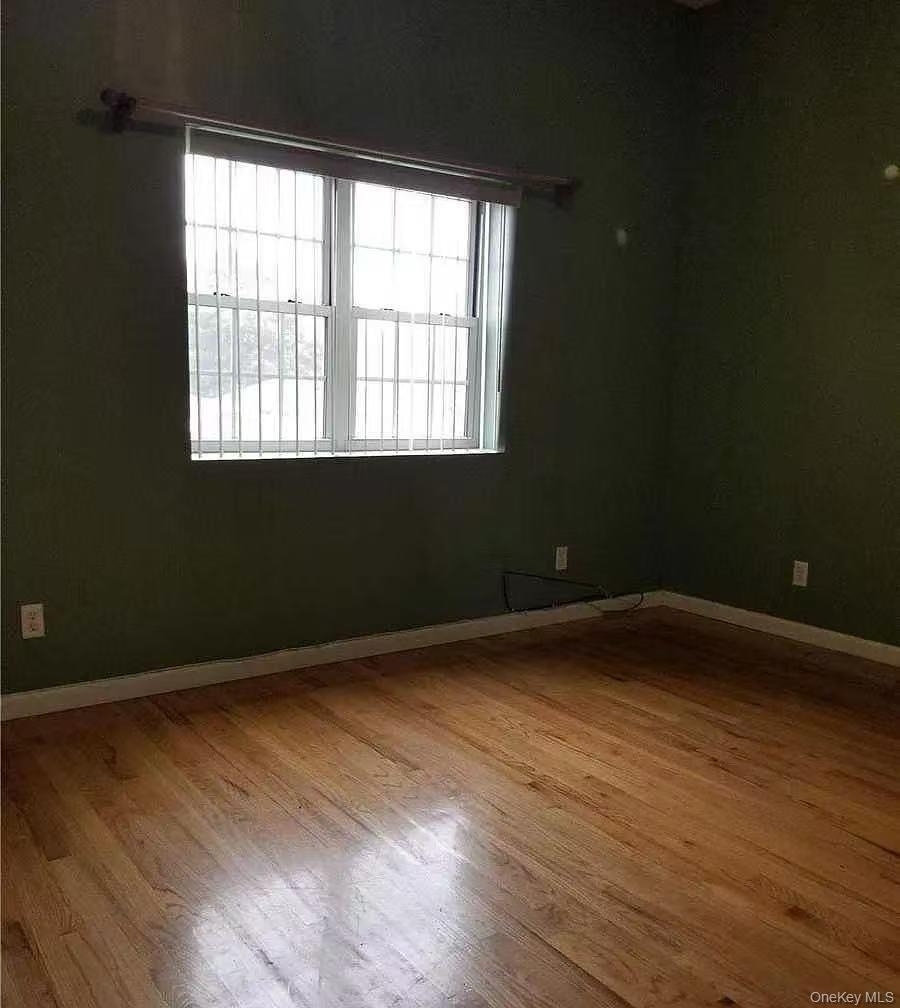 71-74 161st Street - Photo 4