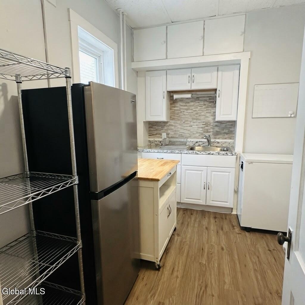 60 Main Avenue - Photo 4
