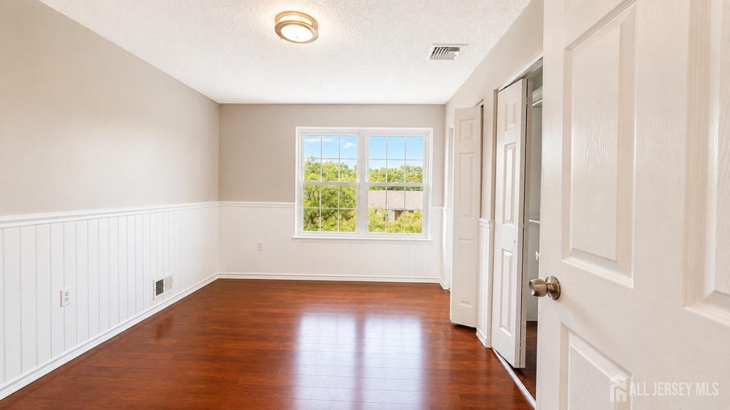 500 Danbury Lane - Photo 8