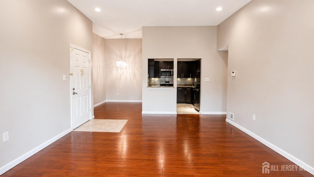 500 Danbury Lane - Photo 5