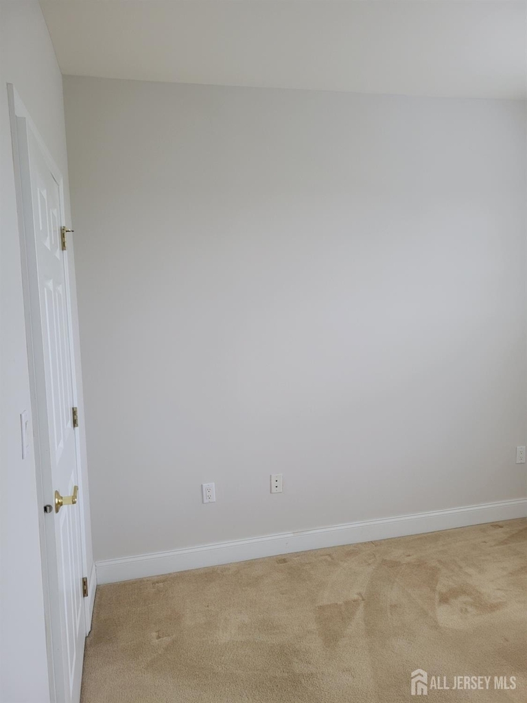 100 Middlesex Boulevard - Photo 11