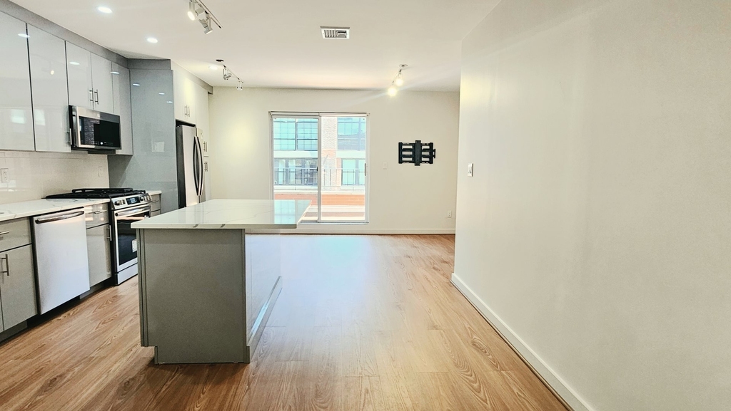 54 Jay Street - Photo 1