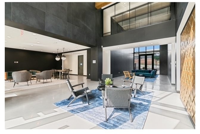 860 Lorimer Street - Photo 8