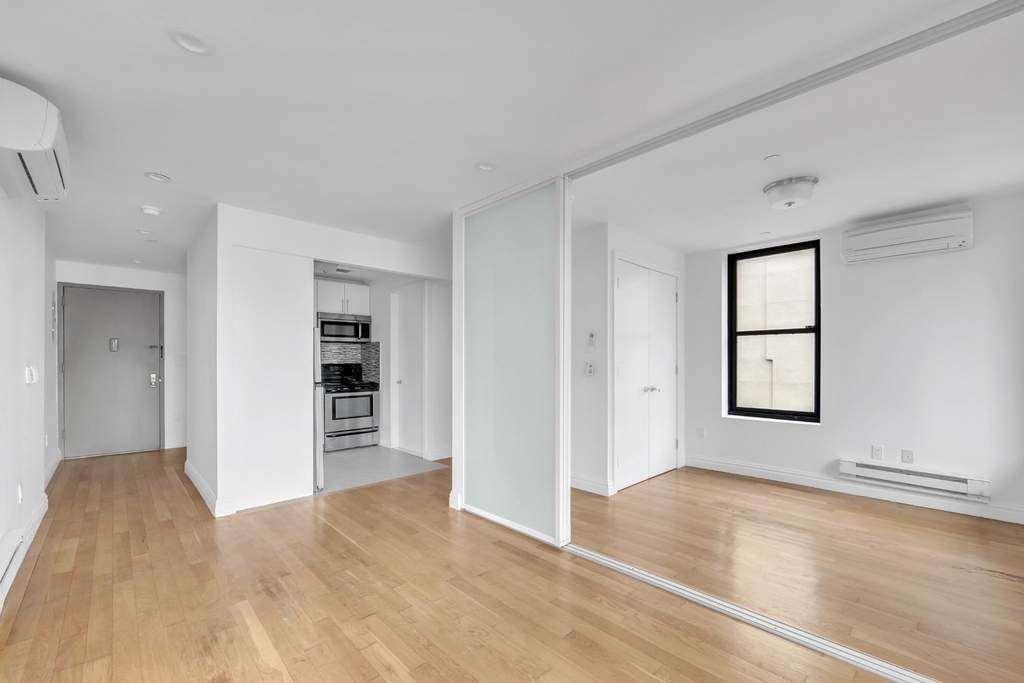 419 E 117th Street - Photo 2