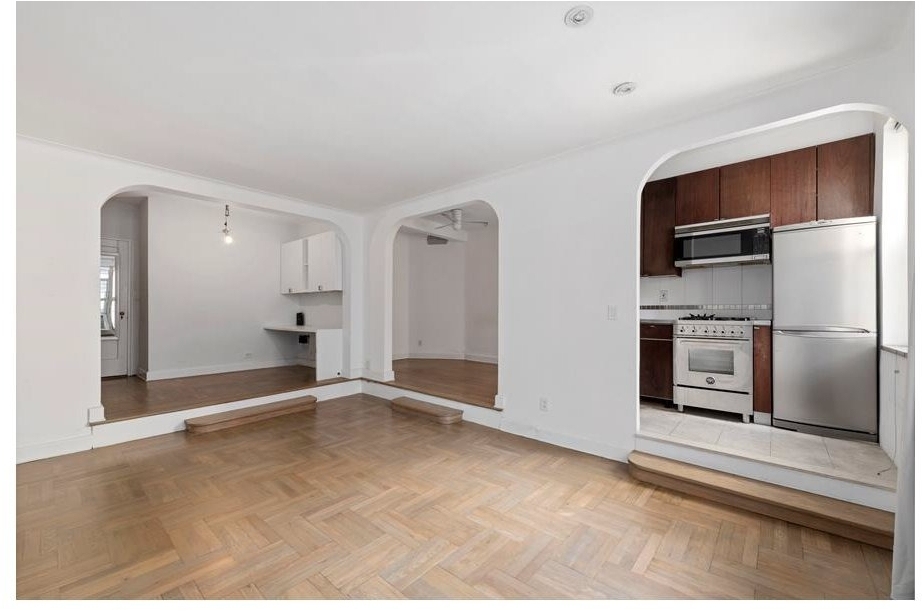 210 W 19th Street - Photo 1