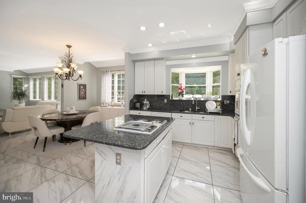 16005 Kings Mountain Road - Photo 15