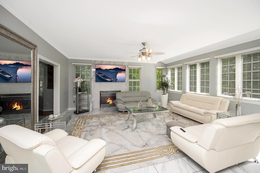 16005 Kings Mountain Road - Photo 9