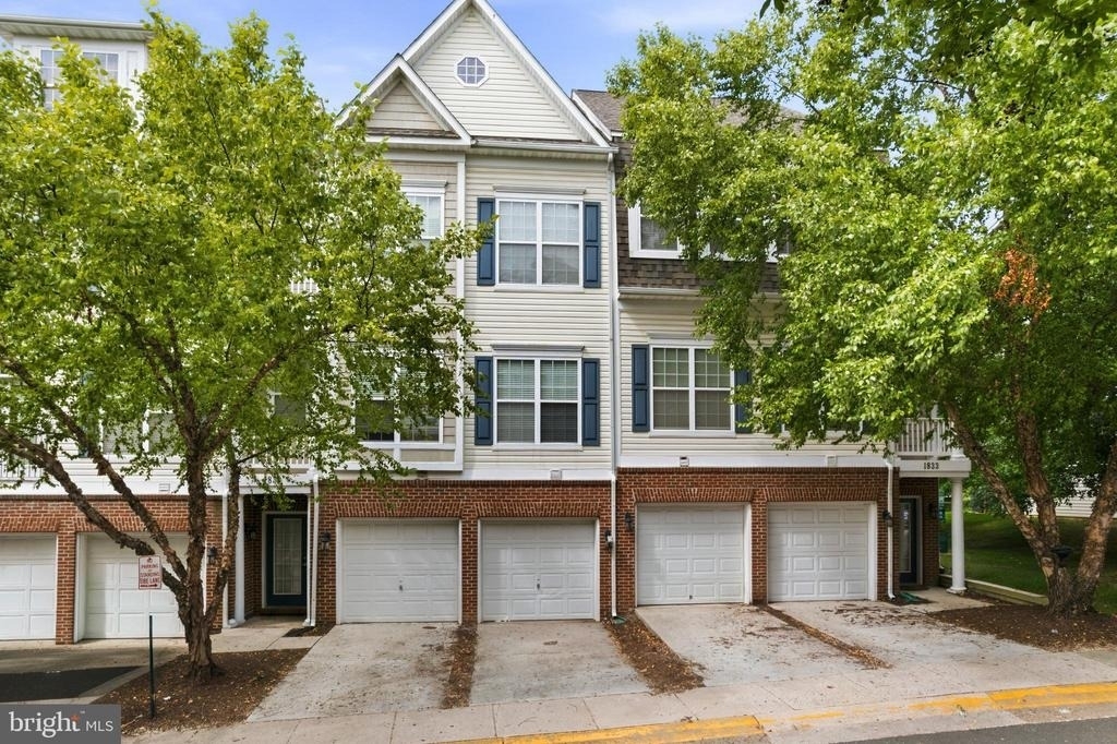 1831 Cedar Cove Way - Photo 0
