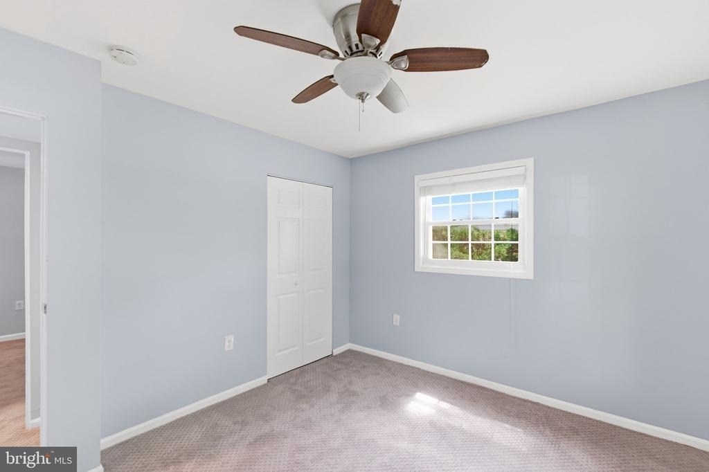 1402 N Amelia Street - Photo 18