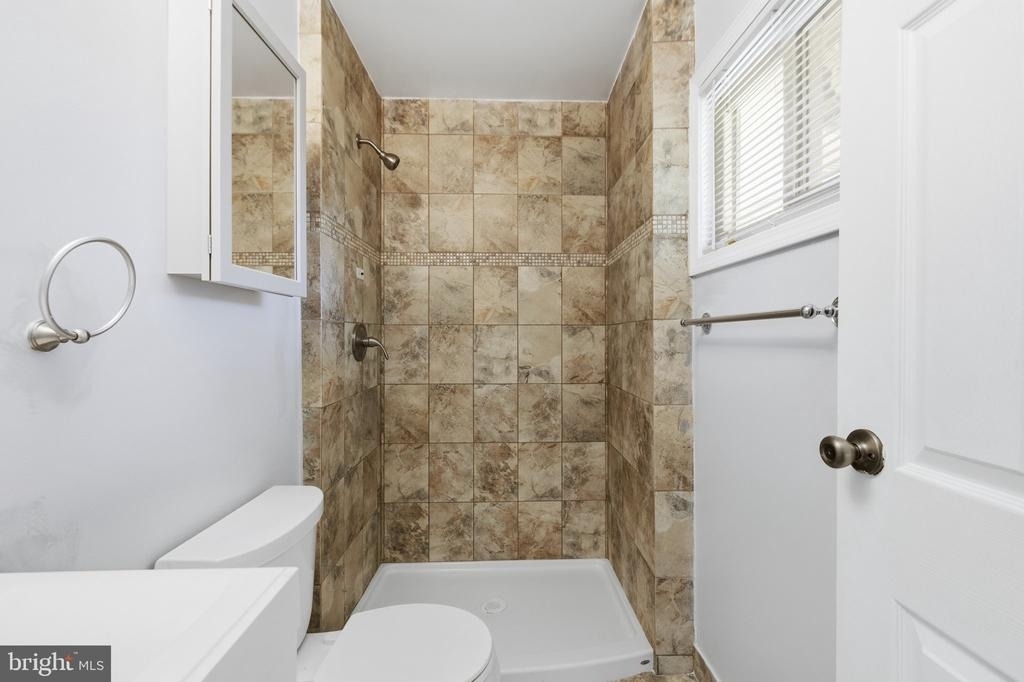 1402 N Amelia Street - Photo 21