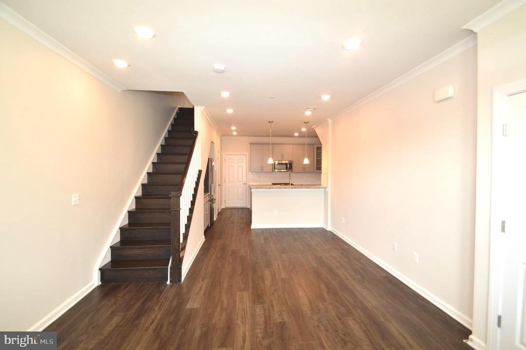 45091 Cappamore Terrace - Photo 8