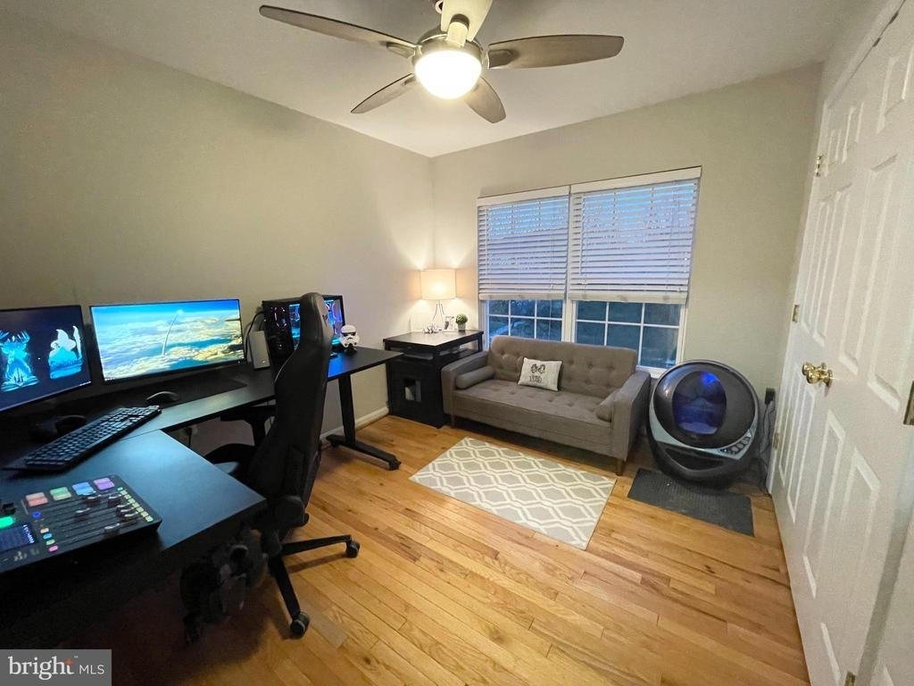 23052 Fontwell Square - Photo 24
