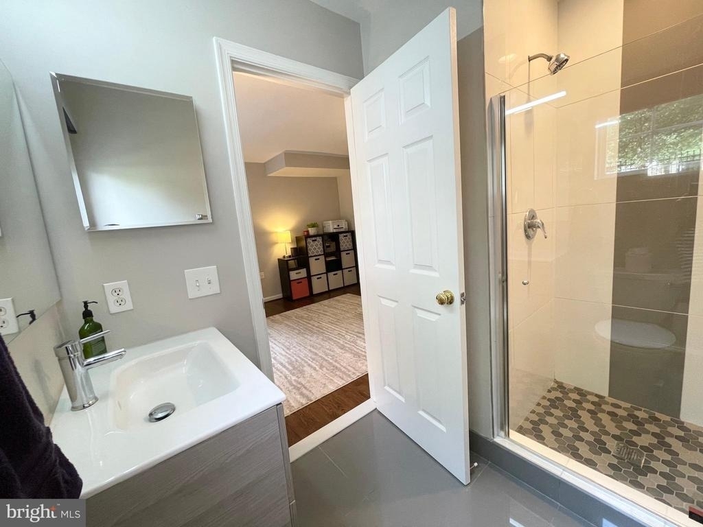 23052 Fontwell Square - Photo 40