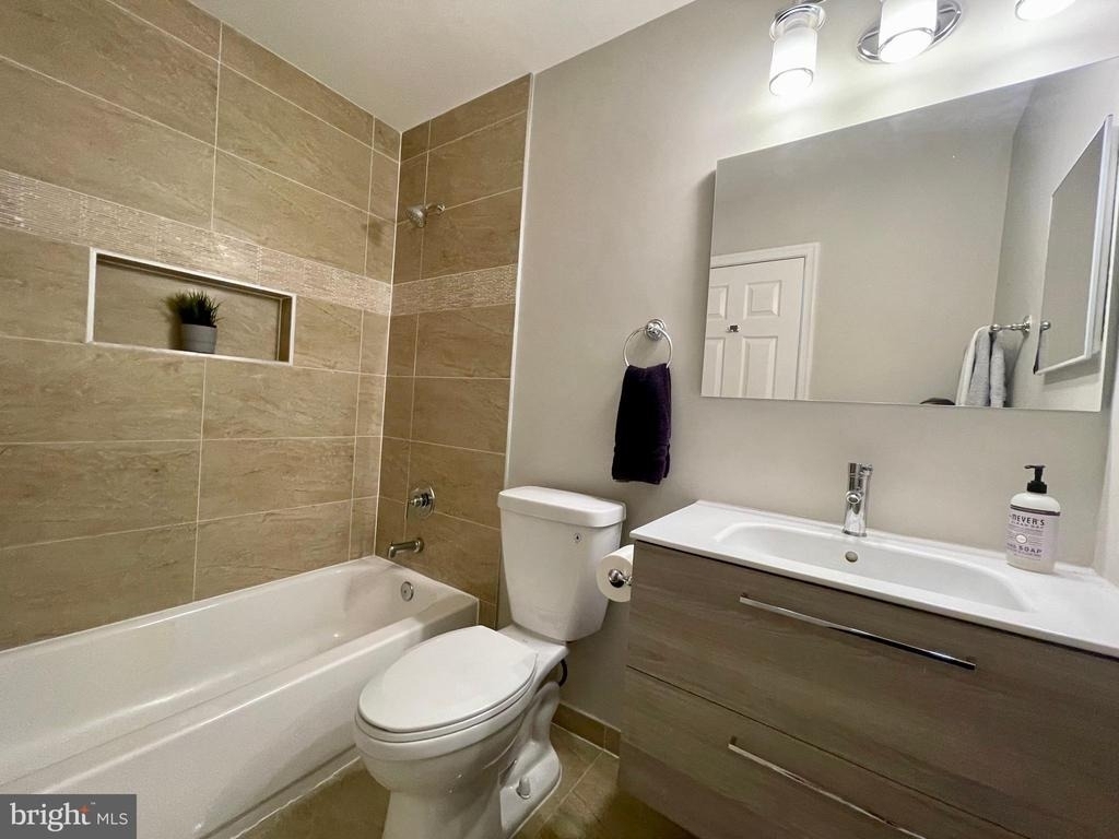 23052 Fontwell Square - Photo 26