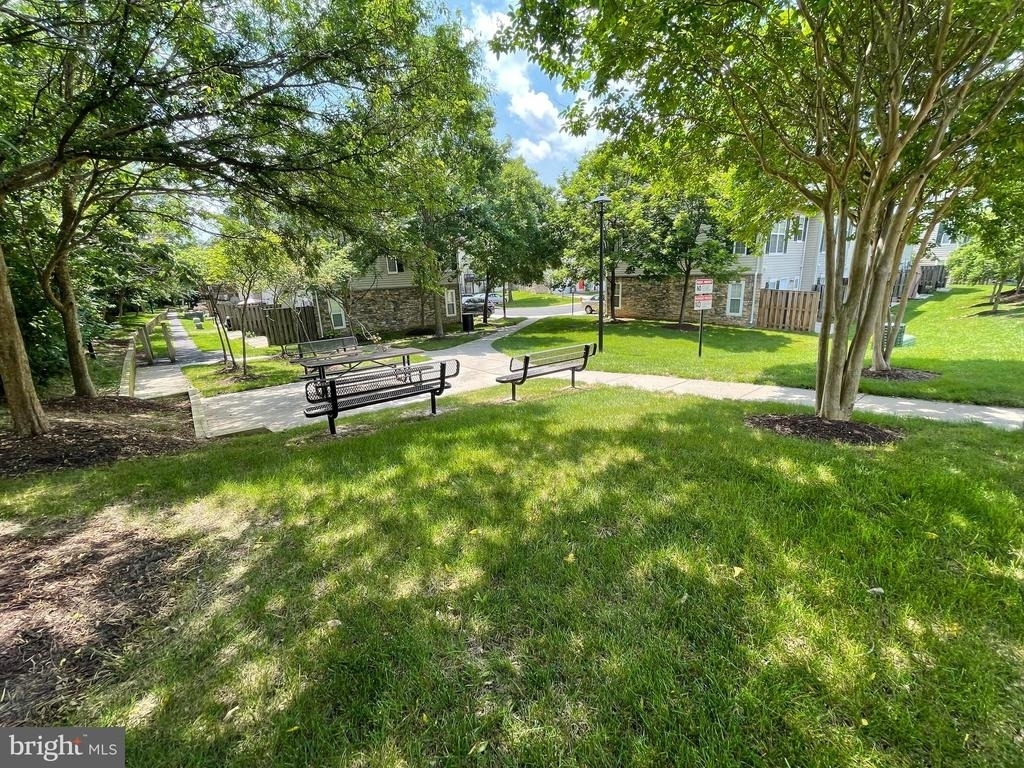 23052 Fontwell Square - Photo 45