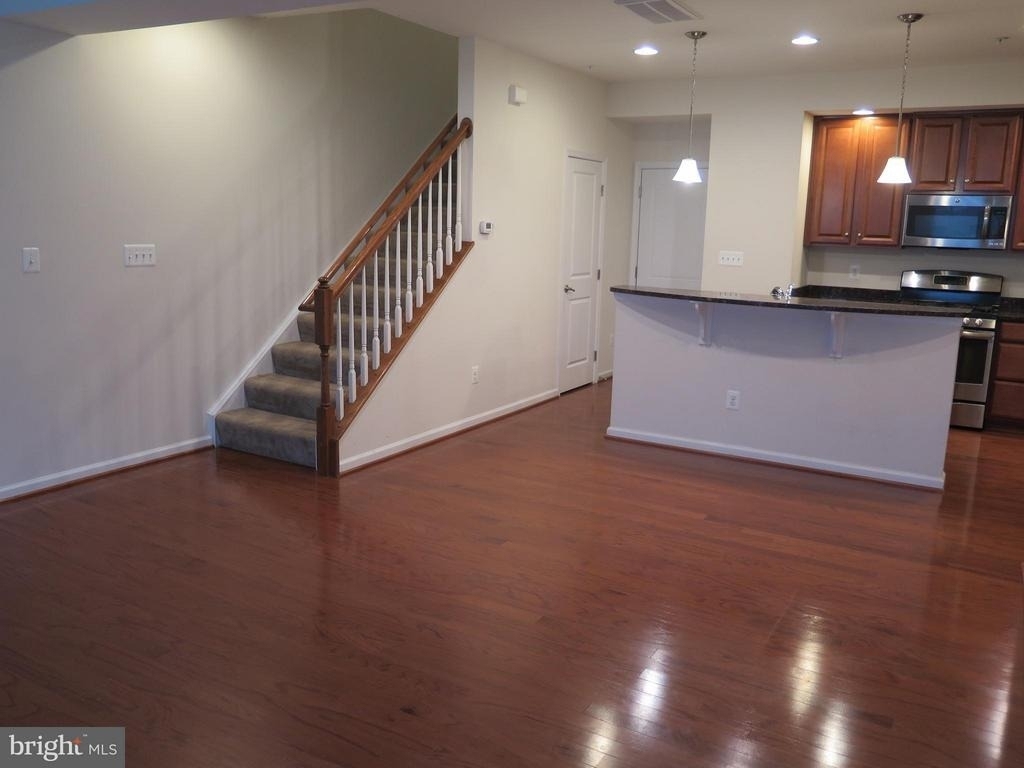 24634 Johnson Oak Terrace - Photo 4