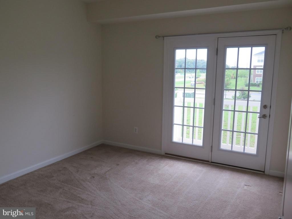 24634 Johnson Oak Terrace - Photo 16
