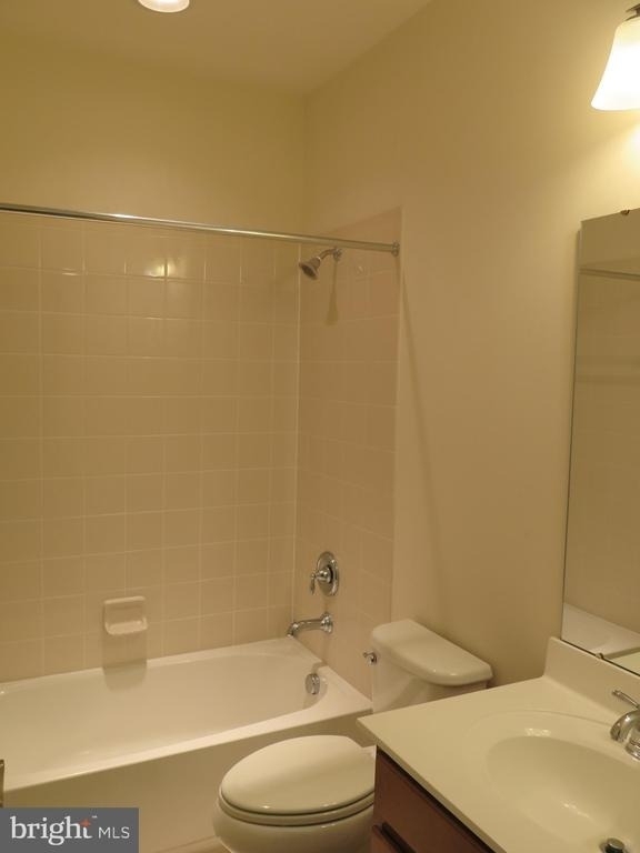 24634 Johnson Oak Terrace - Photo 17