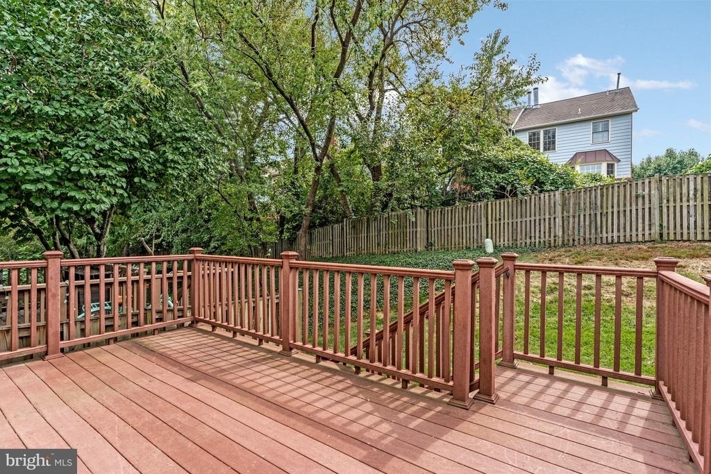 8025 Tyson Oaks Circle - Photo 30
