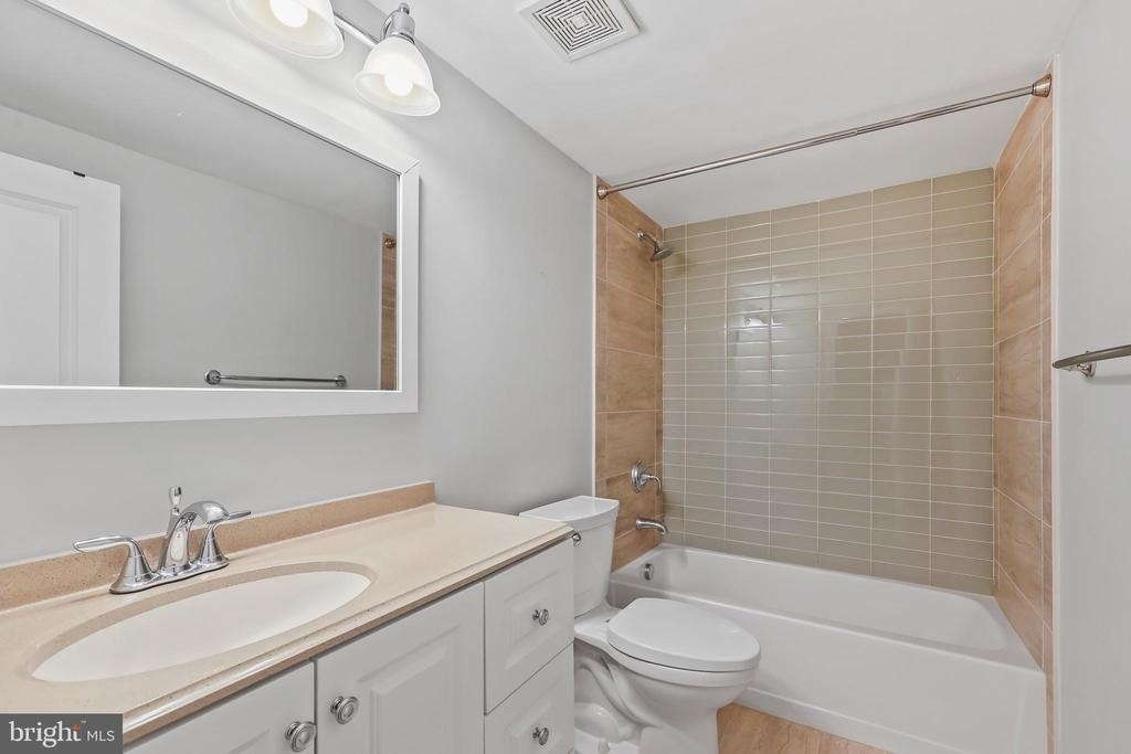 2722 Woodley Place - Photo 30